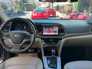 Xe Hyundai Elantra 2.0 AT 2018