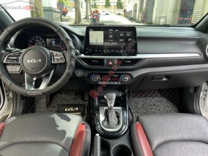 Xe Kia K3 Premium 2.0 AT 2022