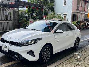 Xe Kia K3 Premium 2.0 AT 2022