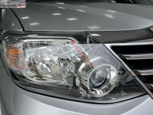 Xe Toyota Fortuner 2.7V 4x2 AT 2013