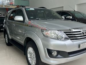 Xe Toyota Fortuner 2.7V 4x2 AT 2013