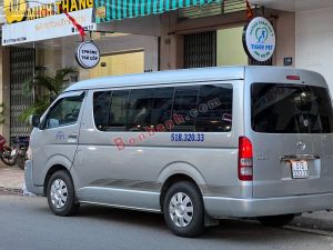 Xe Toyota Hiace Super Wagon 2.7 2009