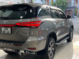 Xe Toyota Fortuner 2.4G 4x2 AT 2019