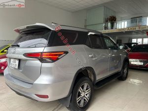 Xe Toyota Fortuner 2.4G 4x2 MT 2017