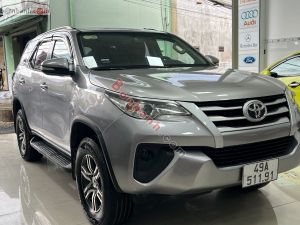 Xe Toyota Fortuner 2.4G 4x2 MT 2017