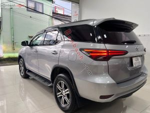 Xe Toyota Fortuner 2.4G 4x2 MT 2017
