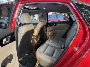 Xe Kia Cerato 1.6 AT Luxury 2020