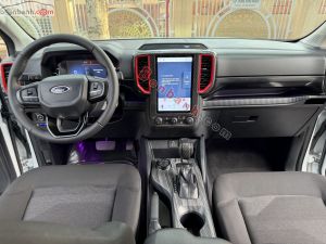 Xe Ford Ranger XLS 2.0L 4x4 AT 2024