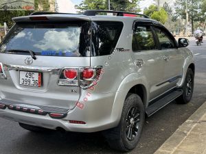Xe Toyota Fortuner 2.5G 2015