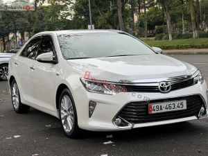 Xe Toyota Camry 2.0E 2018