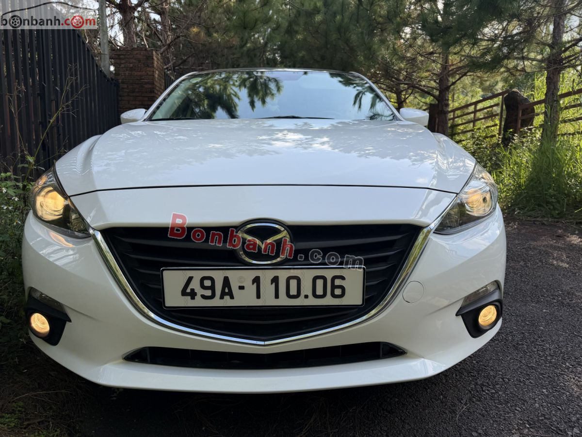 Mazda 3 1.5 AT 2016